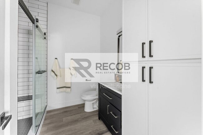 Photo - 2722 Nye St Unit 5