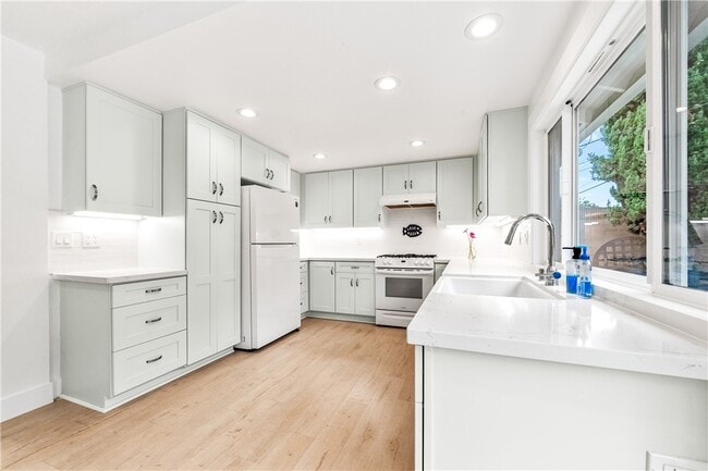 Photo - 6311 Fallingwater Dr