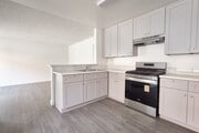 Photo - 4619 Rosewood Ave Unit 202