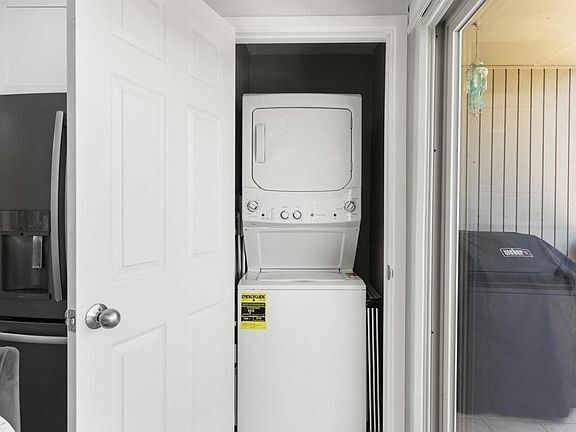 Building Photo - 155 Rosebay Dr Unit 49