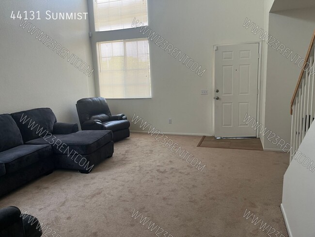 Photo - 44131 Sunmist-