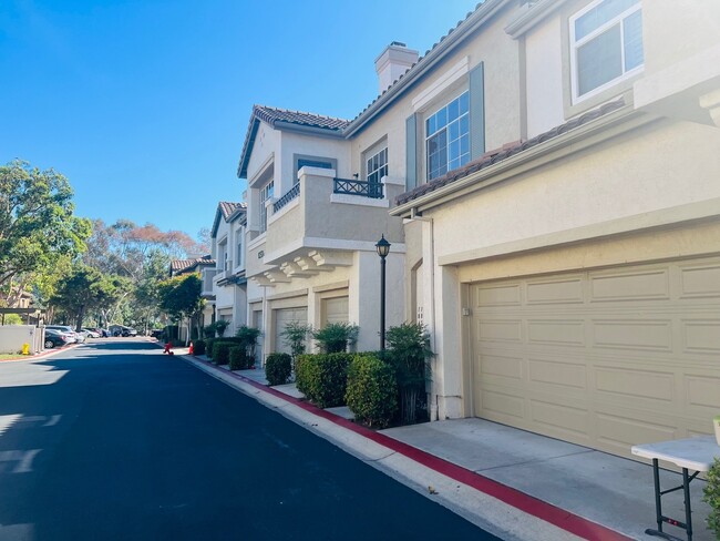 Photo - 12526 Heatherton Ct Townhome