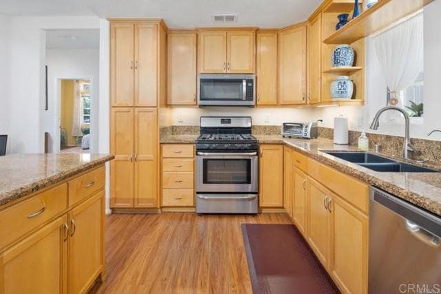 Photo - 324 Park Way