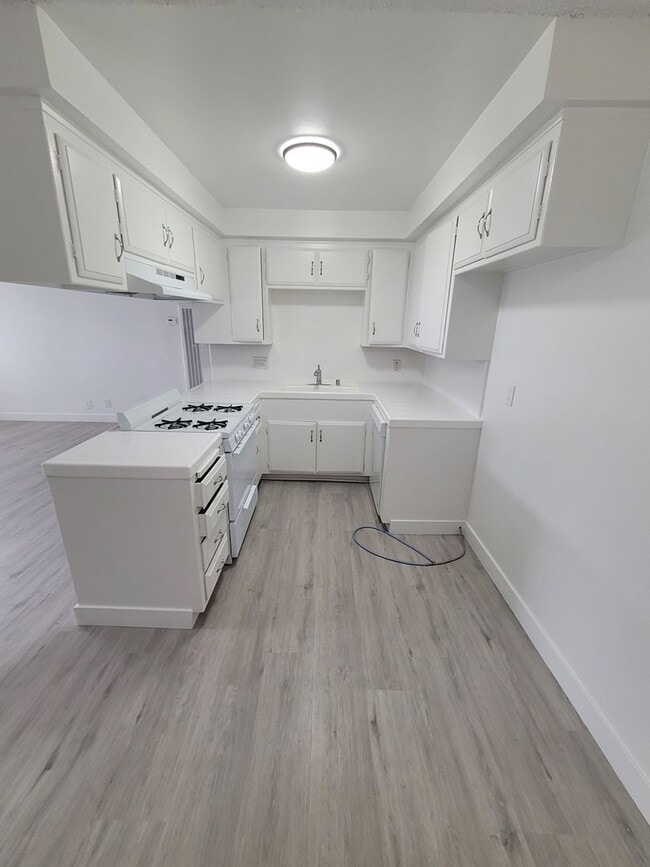 Photo - 1026 Arlington Ave Unit 3