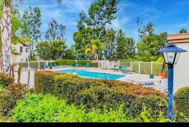 Photo - 22775 Lakeway Dr Unit 454