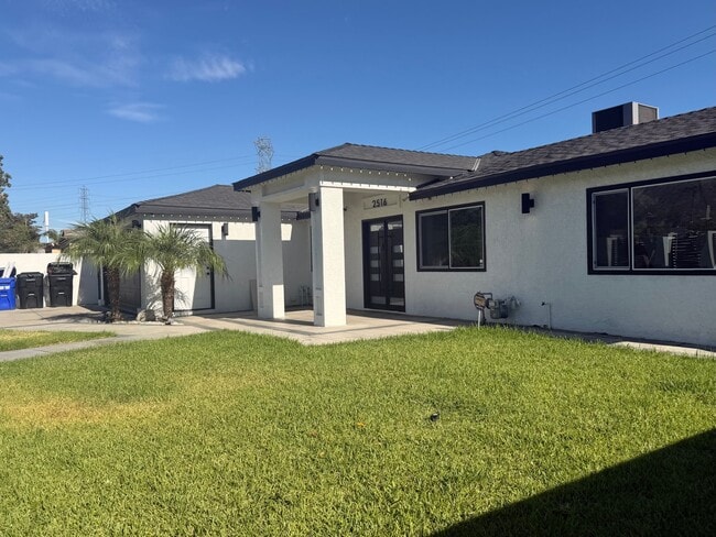 Photo - 2516 Fernley Dr