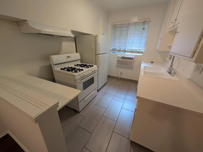 Building Photo - The Alamar Rental