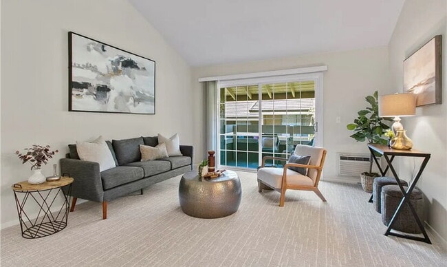Photo - Contemporary Unit with High-End Features