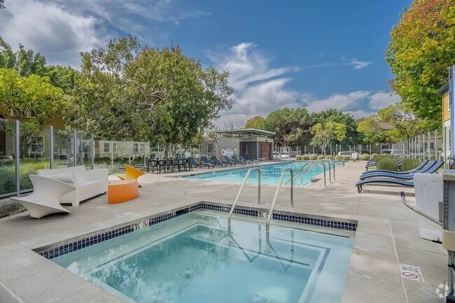 Building Photo - 5875 Interceptor St Unit Petite Retreat 204B-INT Rental