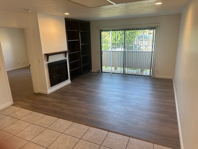 Building Photo - 4750 SEPULVEDA Blvd Unit 202