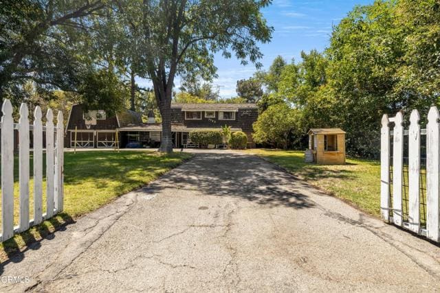 Building Photo - 7723 Varna Ave Rental