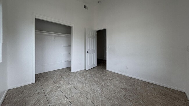 Photo - 7216 Yates St Unit A