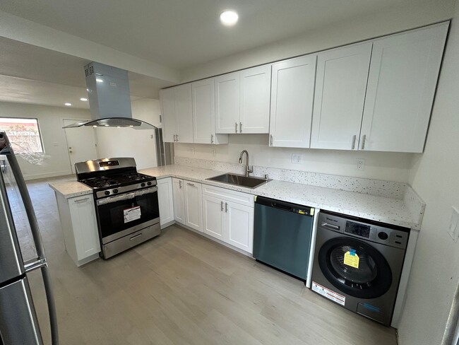 Photo - 524 Williamson Ave Unit 3