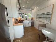 Photo - 252 Grandview St