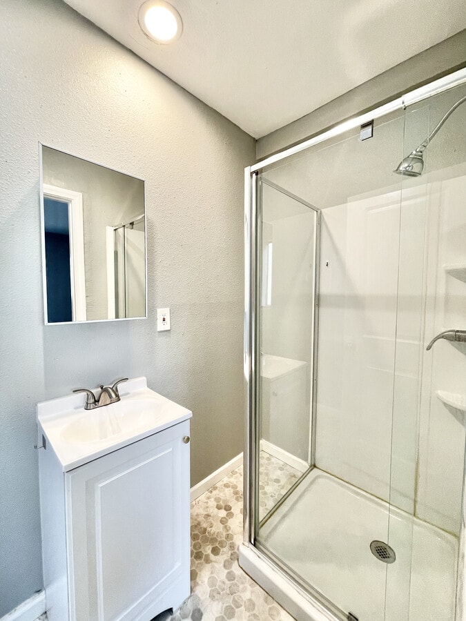 Photo - 1403 E 23rd St Unit E