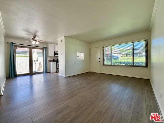 Photo - 1676 Orinda Ct