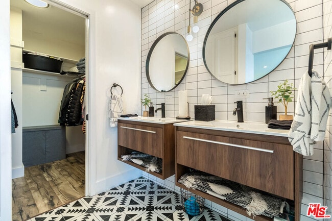 Photo - 28374 Rey De Copas Ln