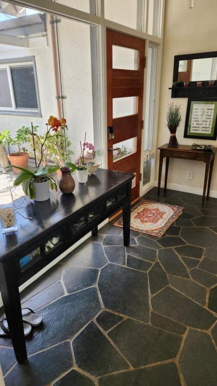 Photo - 345 N Ontare Rd