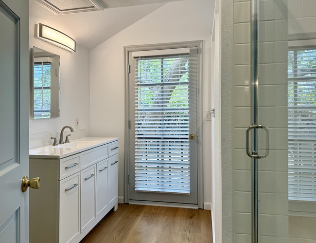 Photo - 1391 E Hillcrest Dr