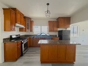Photo - 645 W 15th St