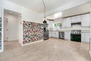 Photo - Charming Pasadena Duplex – Upstairs Unit