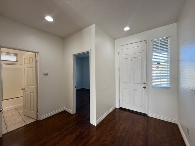 Photo - West Palmdale 4 bedroom