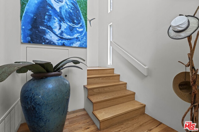 Photo - 31851 Seafield Dr