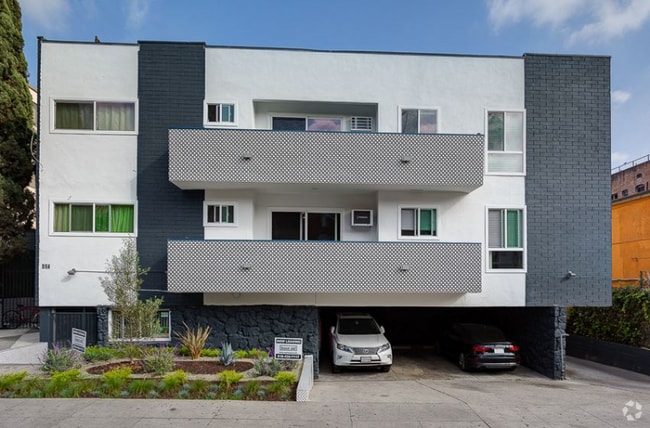 Building Photo - 514 S Mariposa Ave Rental