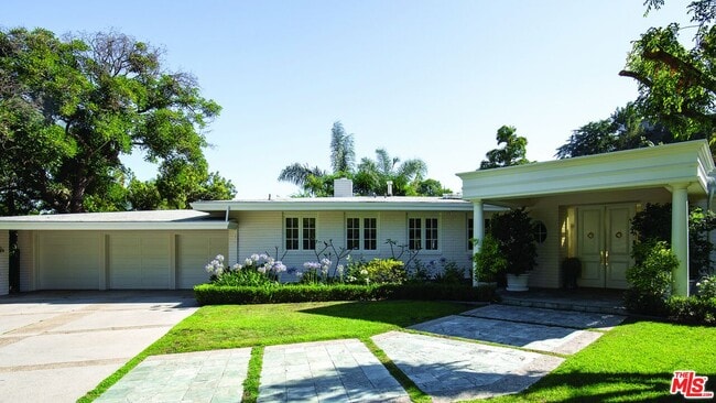 Photo - 1201 Loma Vista Dr