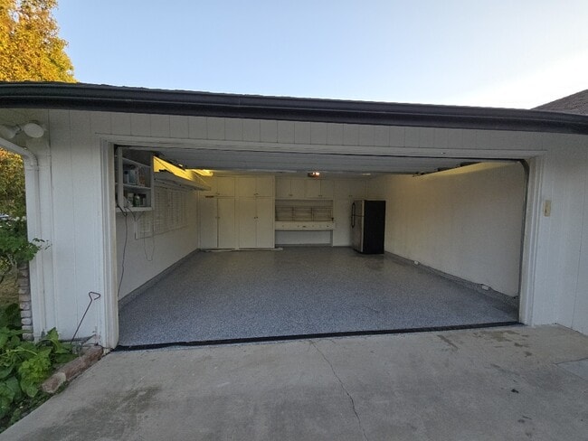 Photo - 9011 Etiwanda Ave