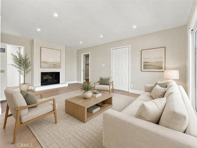 Photo - 7751 Newman Ave