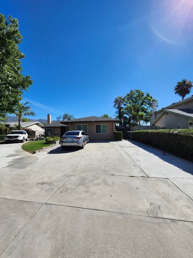 Beautiful Brand New 1-Bedroom, 1-Bath ALL... - Beautiful Brand New 1-Bedroom, 1-Bath ALL... House