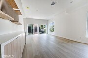 Photo - 1330 Tamarind Ave