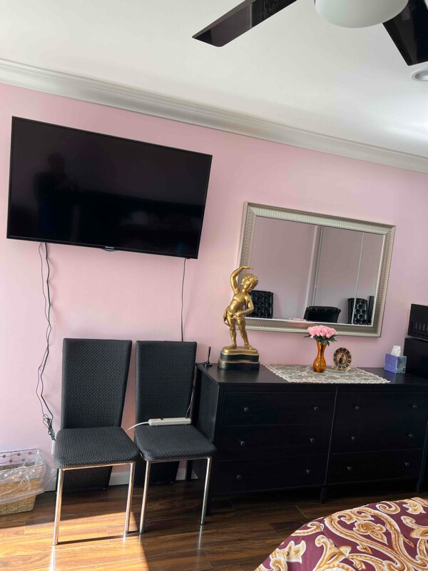 Photo - 16332 Nordhoff St