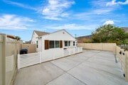 Photo - 10951 Whitegate Ave