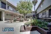 Photo - 532 E Arbor Vitae St Condo Unit 14D