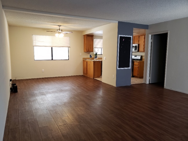 Photo - 514 Coronado Ave Unit #B