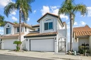 Photo - 105 Palm Beach Ct