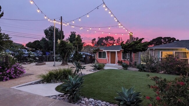 Building Photo - 4875-4887 Naples St - 4887 (Salmon-6)