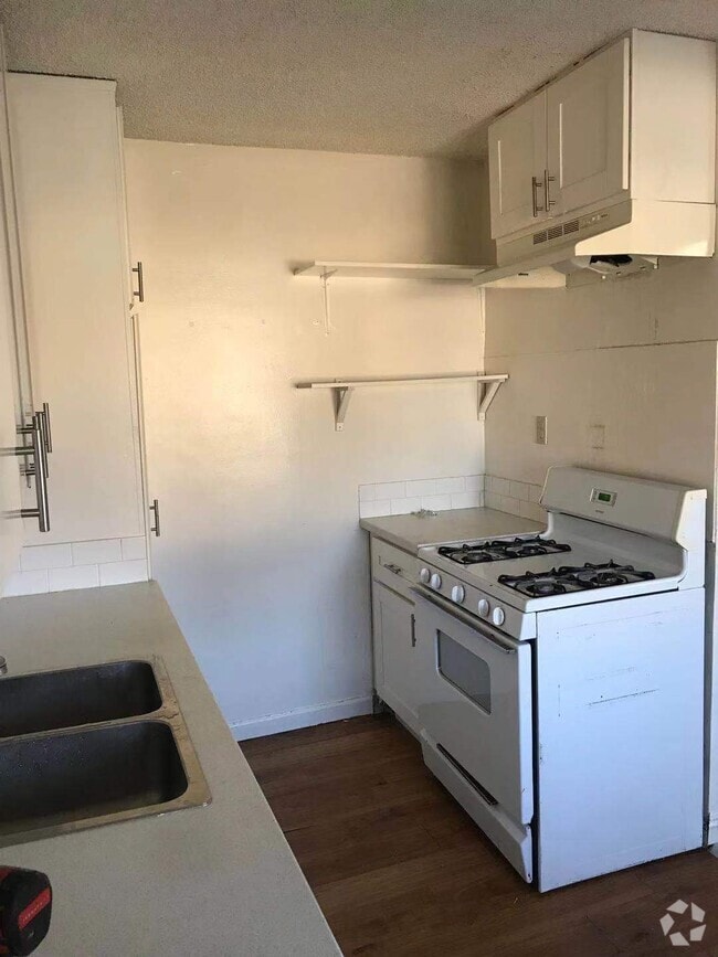 Building Photo - 7722 Chapman Ave Unit 7722-3 Rental