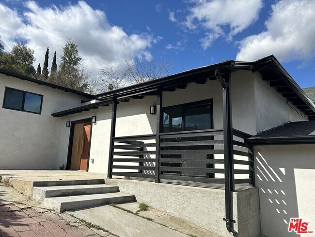 Photo - 3417 Chadwick Dr