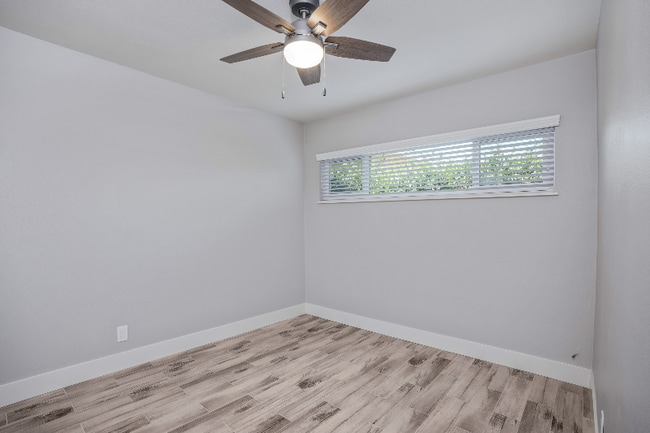Photo - 3253 Stevens Ave