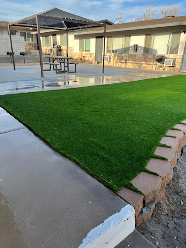 Photo - 19170 CA-18 Unit 19170 US Highway  2