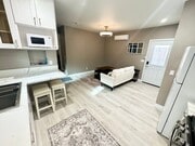 Photo - ***Updated 1 bed 1 bath ADU with washer/dryer***