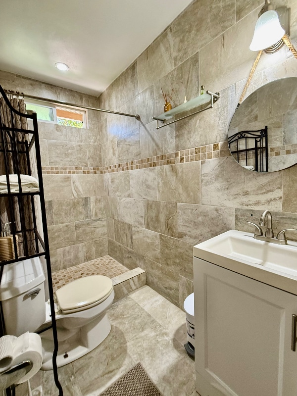 Photo - 22972 Crespi St