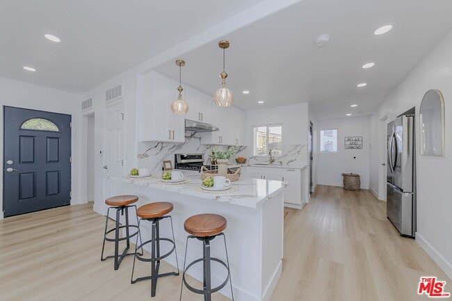 Photo - 1832 Burnell Dr