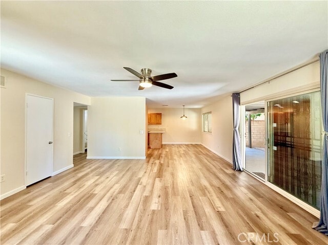 Photo - 2760 Monroe St