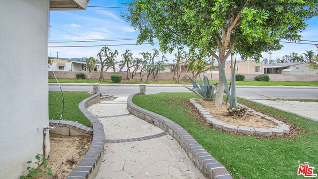 Photo - 428 S Meridian Ave