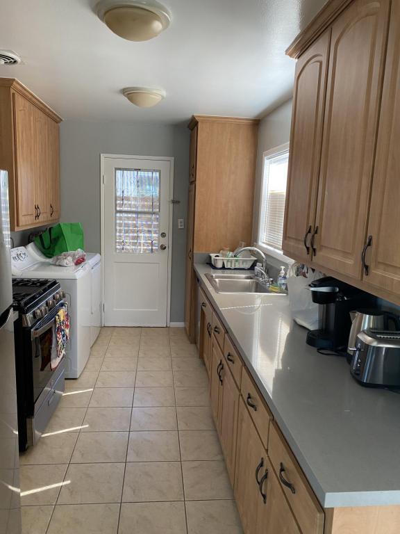Photo - 5105 Bellvale Ave