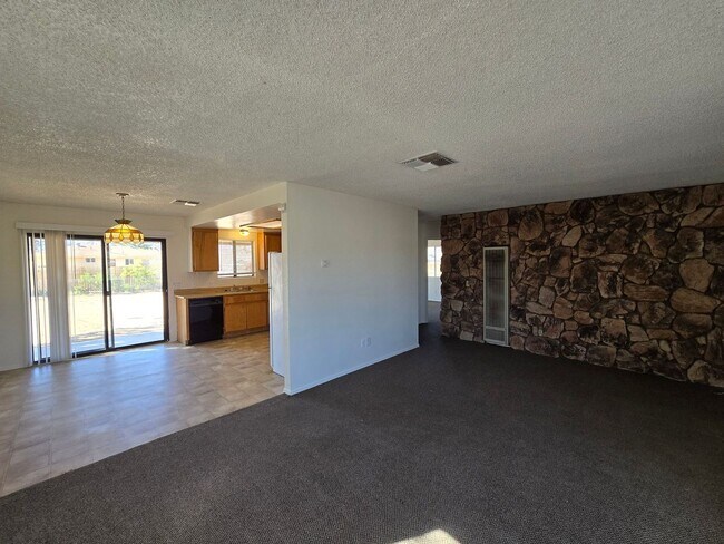 Photo - Coming Soon!!! 2 bedroom 1 bath